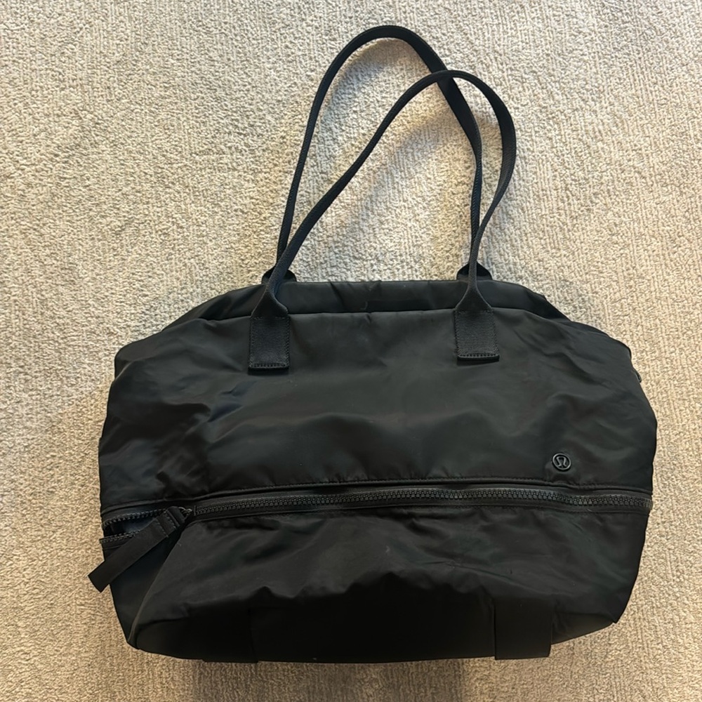 Lululemon Duffle Bag Tote